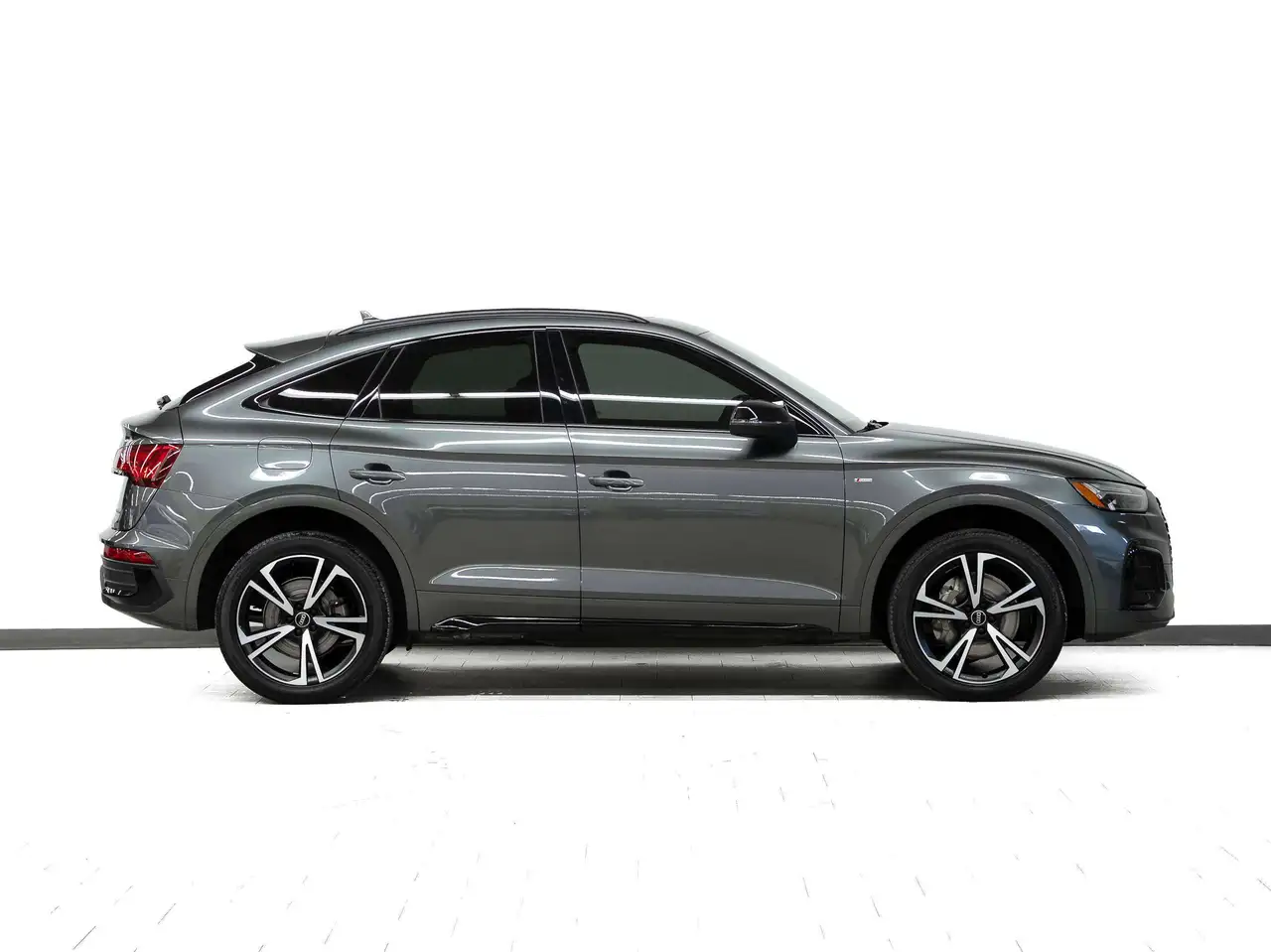 Audi Q5 - Image 3