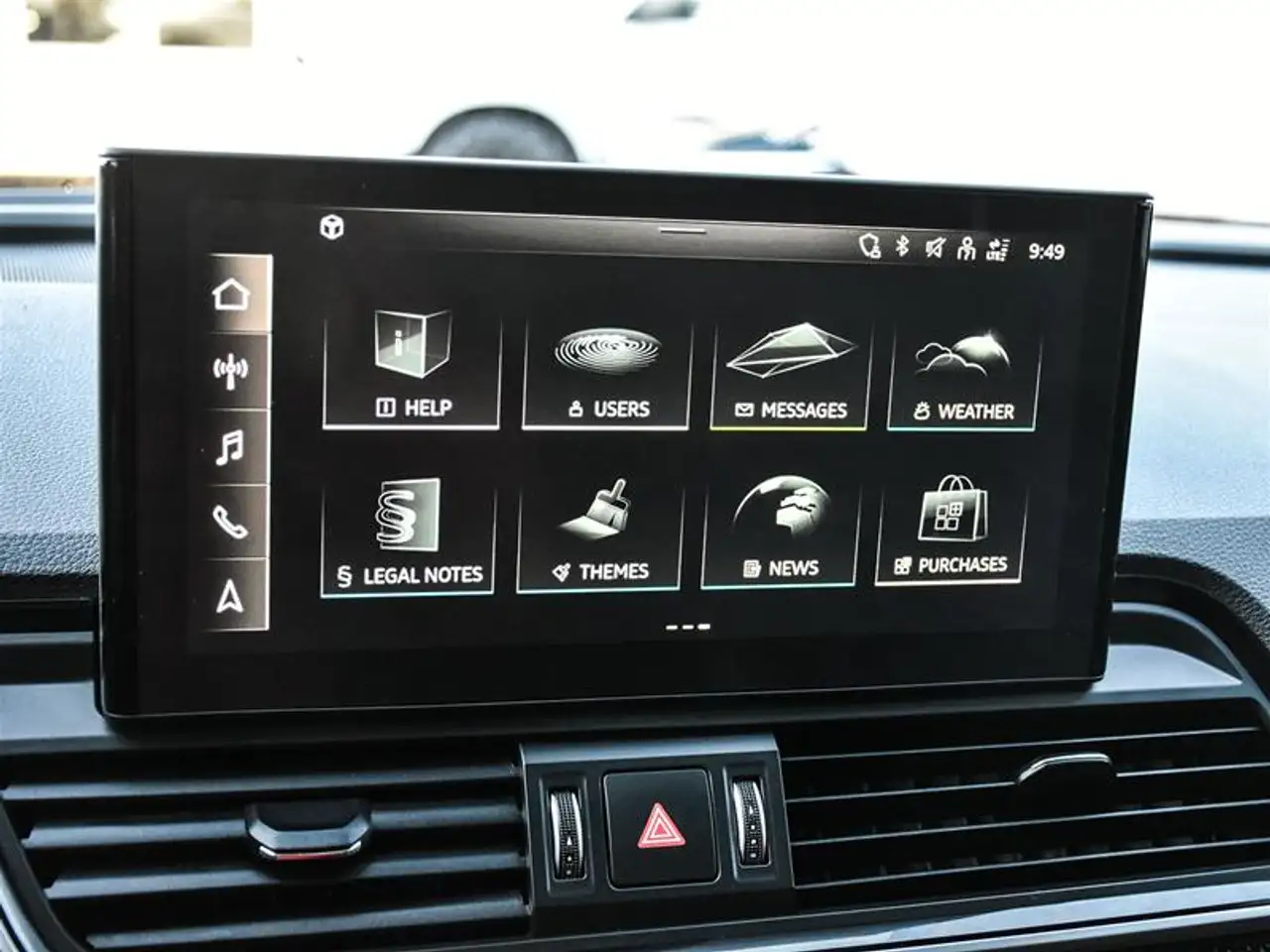 Audi SQ5 - Image 25