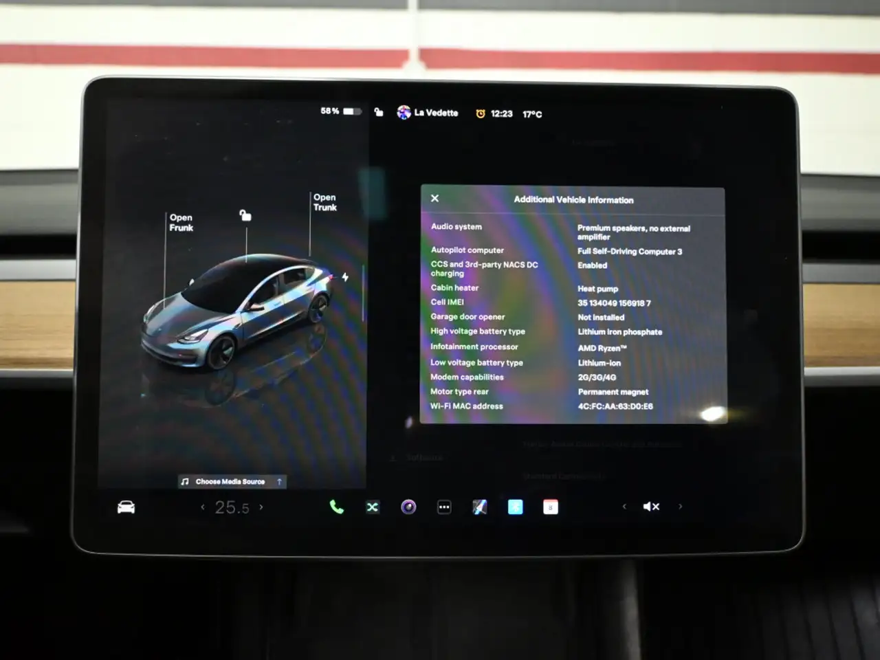 Tesla Model 3 - Image 18