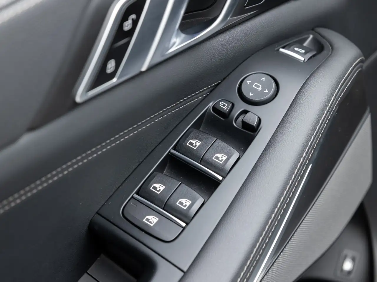 BMW X5 - Image 18