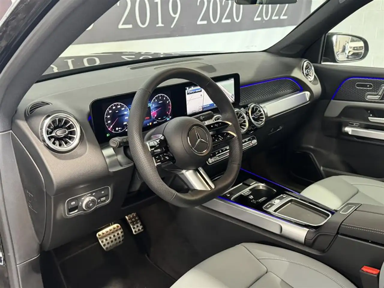 Mercedes-Benz GLB - Image 12