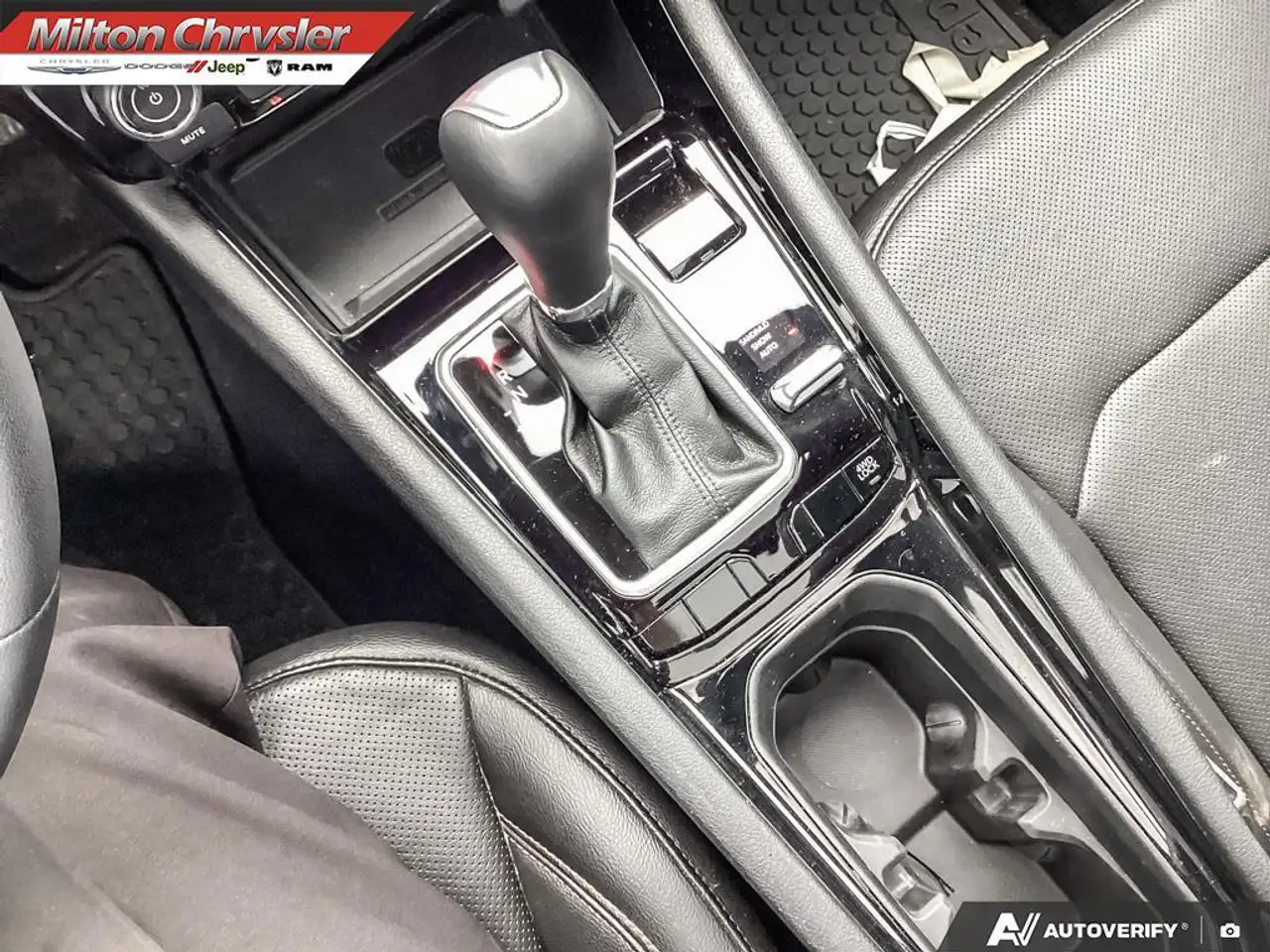 Jeep Compass - Image 18