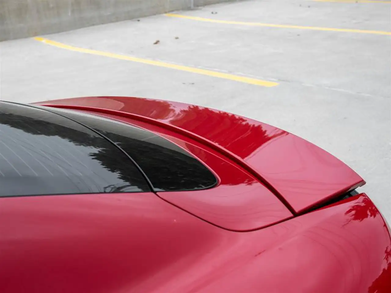 Porsche Taycan - Image 7