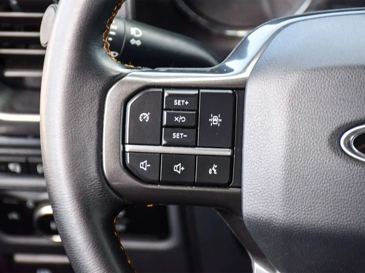 Ford F-150 - Image 18