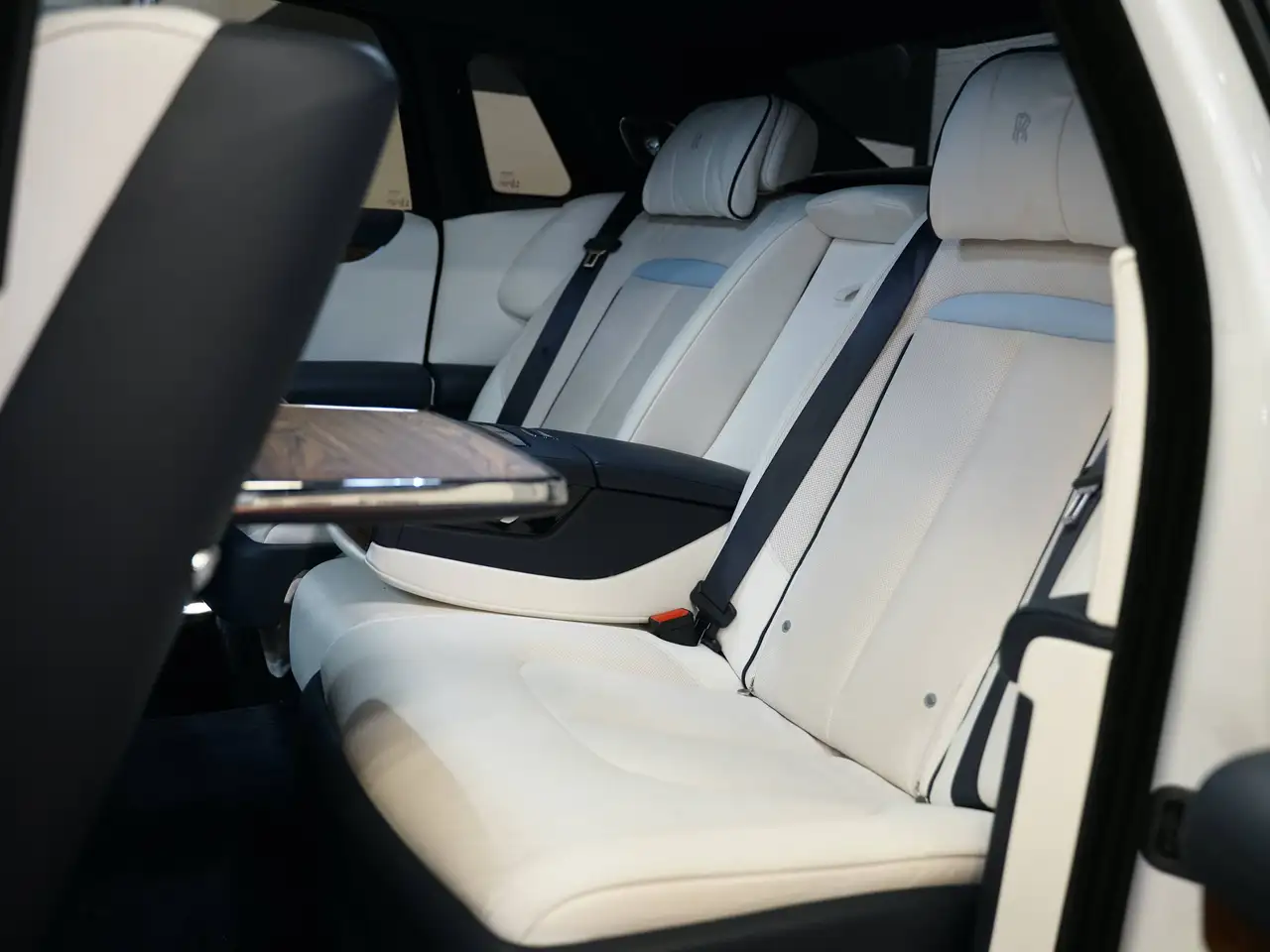 Rolls-Royce Ghost - Image 27
