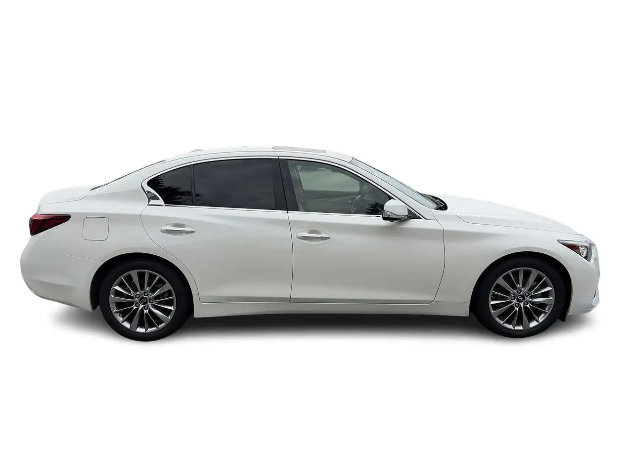 Infiniti Q50 - Image 16
