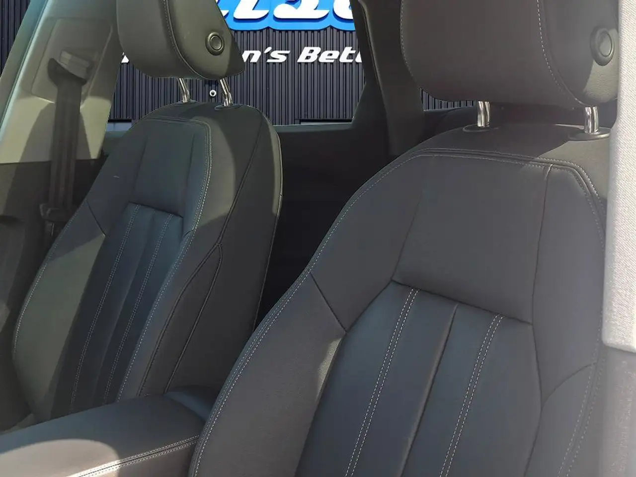 Audi Q5 - Image 24