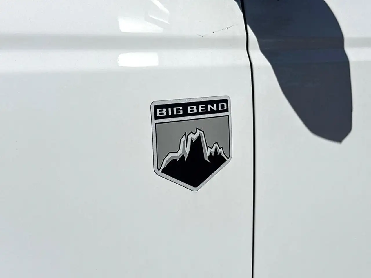 Ford Bronco - Image 13