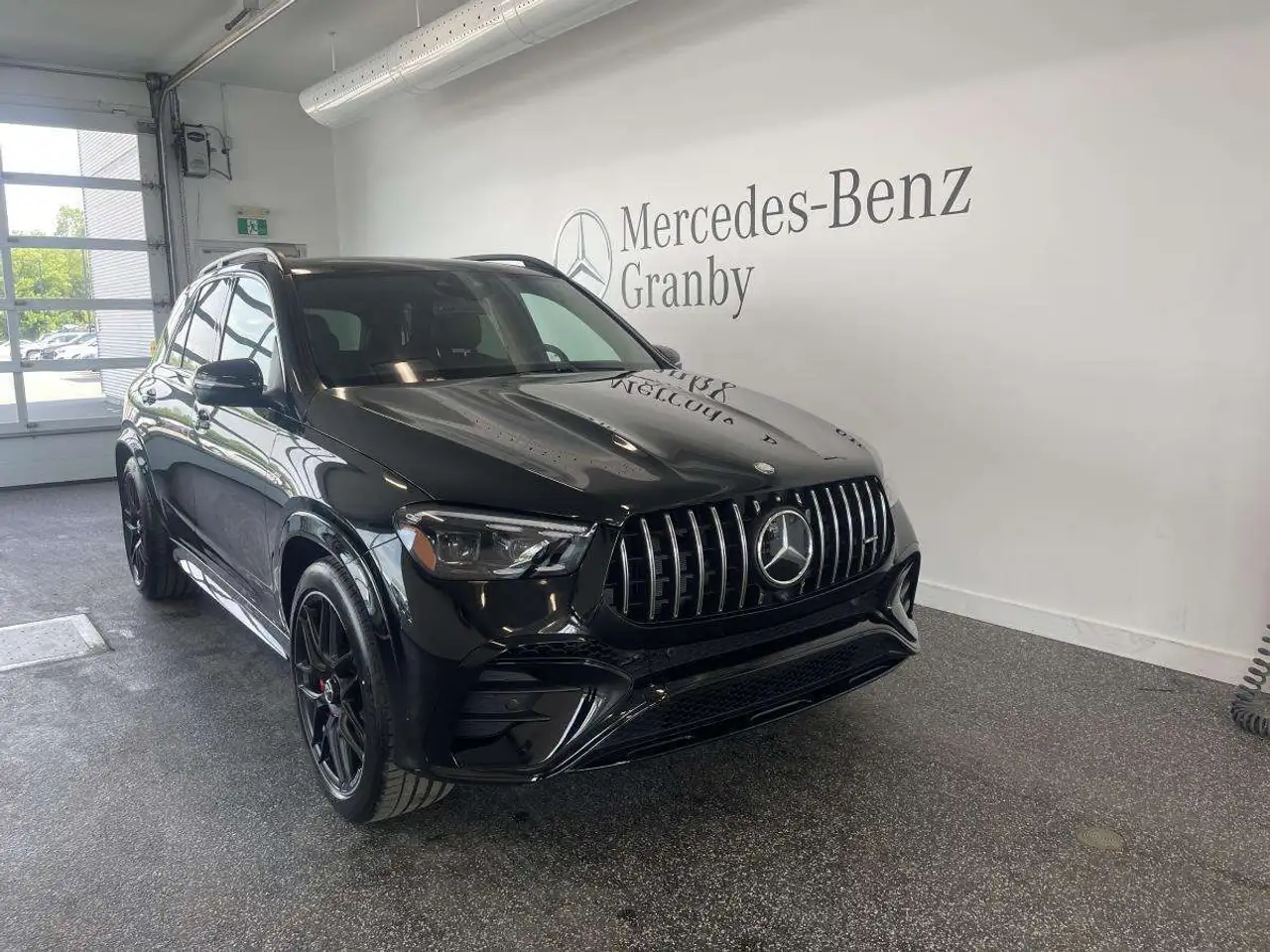 Mercedes-Benz GLE - Image 1