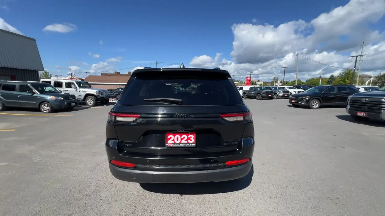 Jeep Grand Cherokee - Image 7