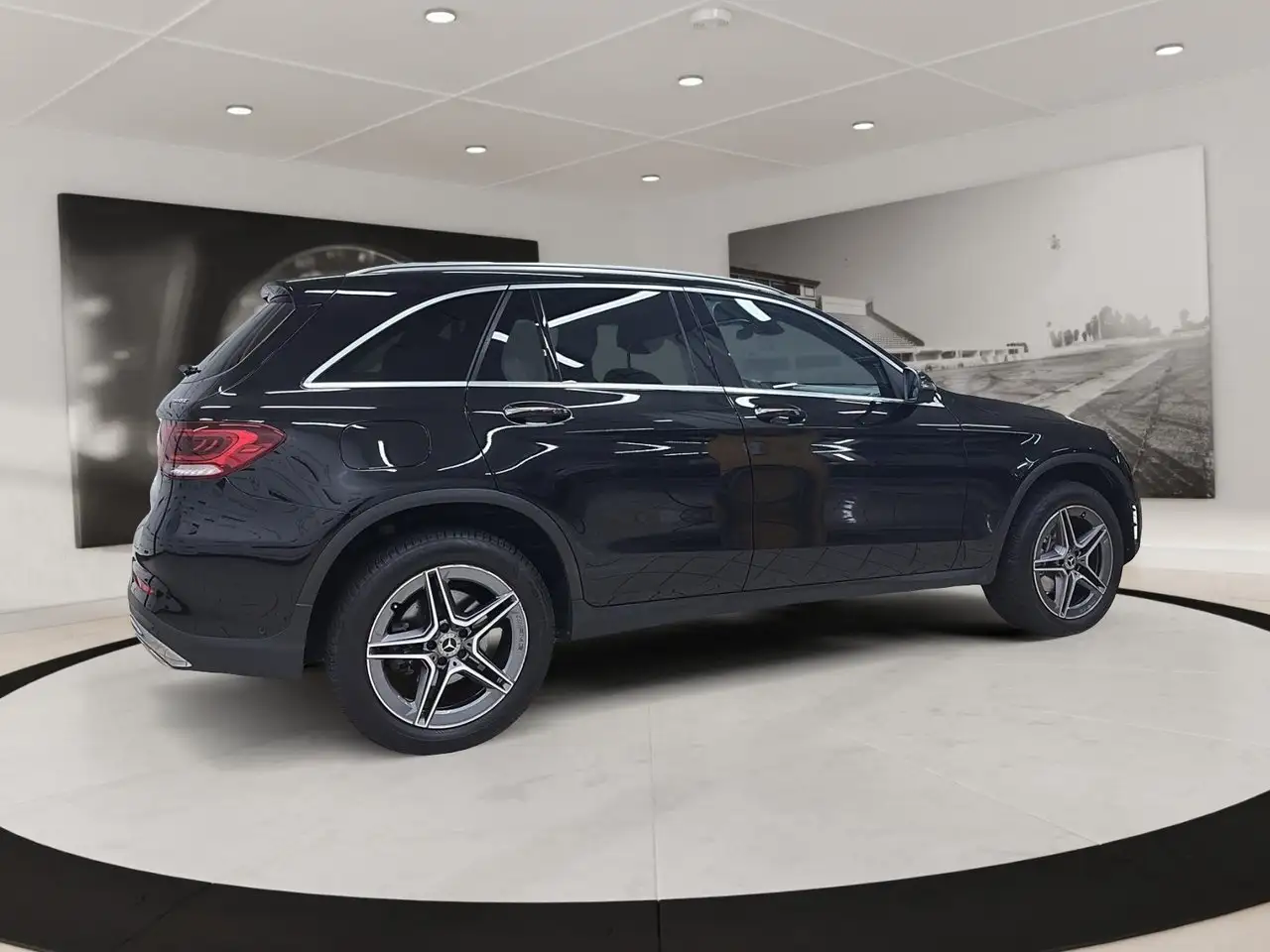 Mercedes-Benz GLC - Image 4