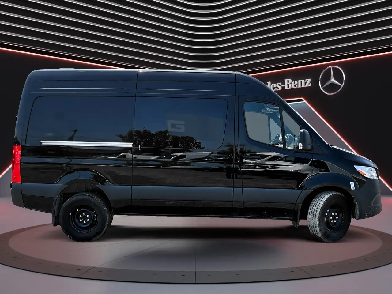 Mercedes-Benz Sprinter - Image 7