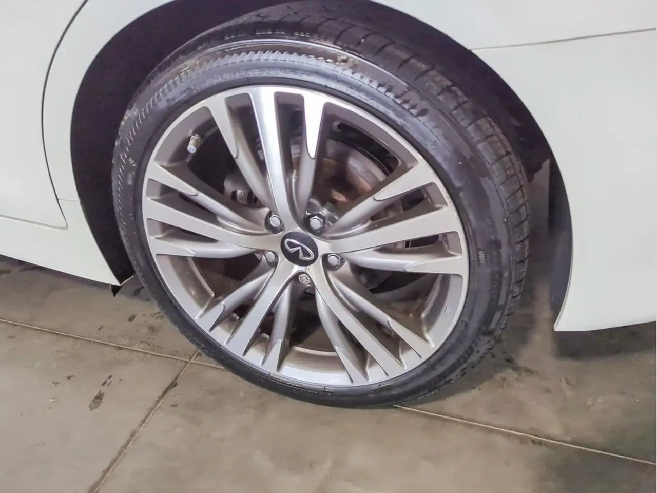 Infiniti Q50 - Image 6