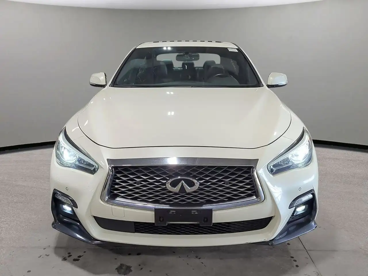 Infiniti Q50 - Image 2