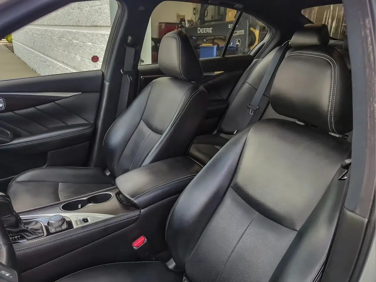 Infiniti Q50 - Image 22