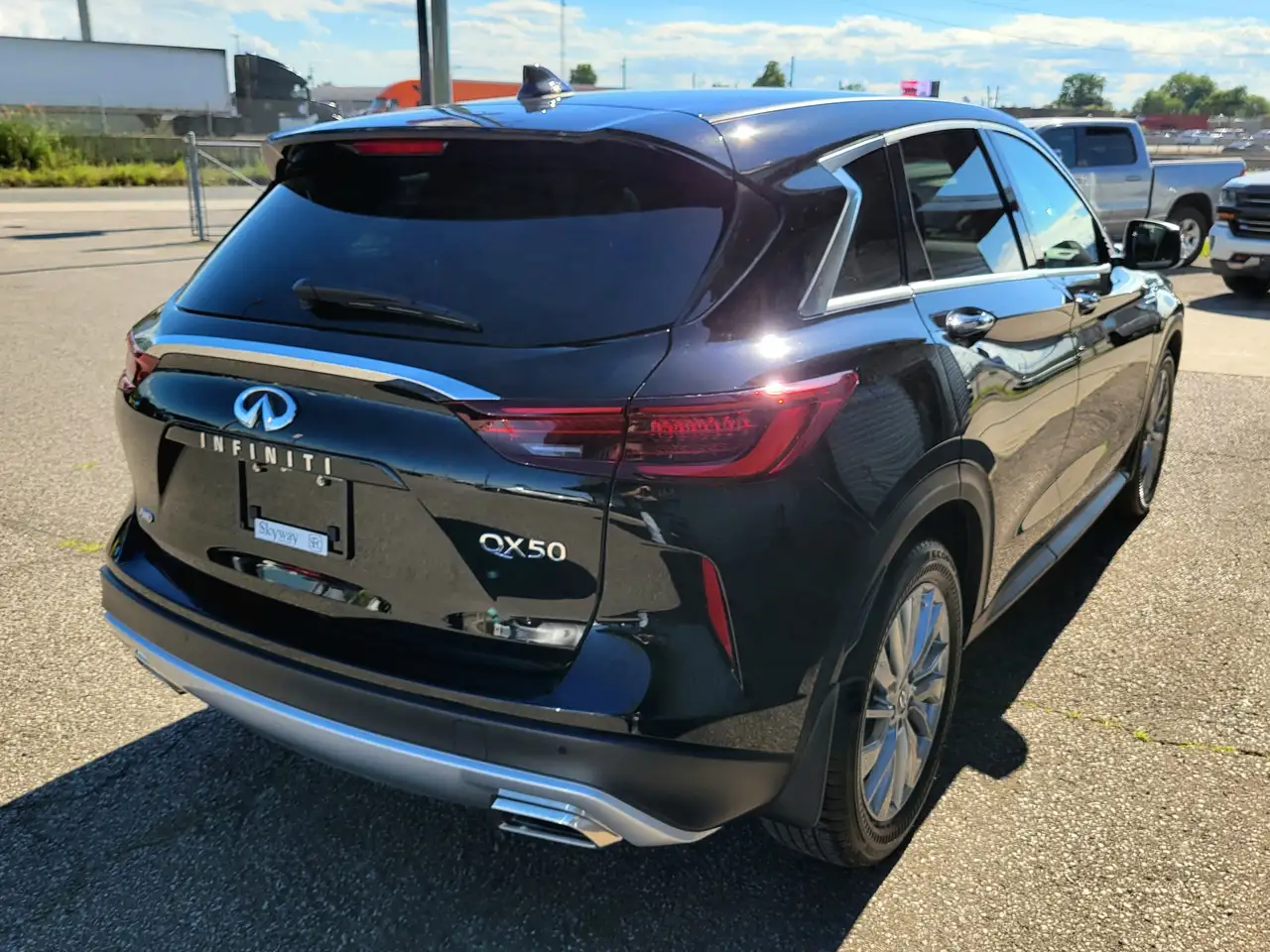 Infiniti QX50 - Image 28