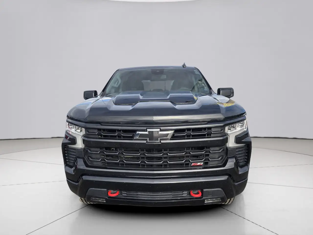 Chevrolet Silverado 1500 - Image 2