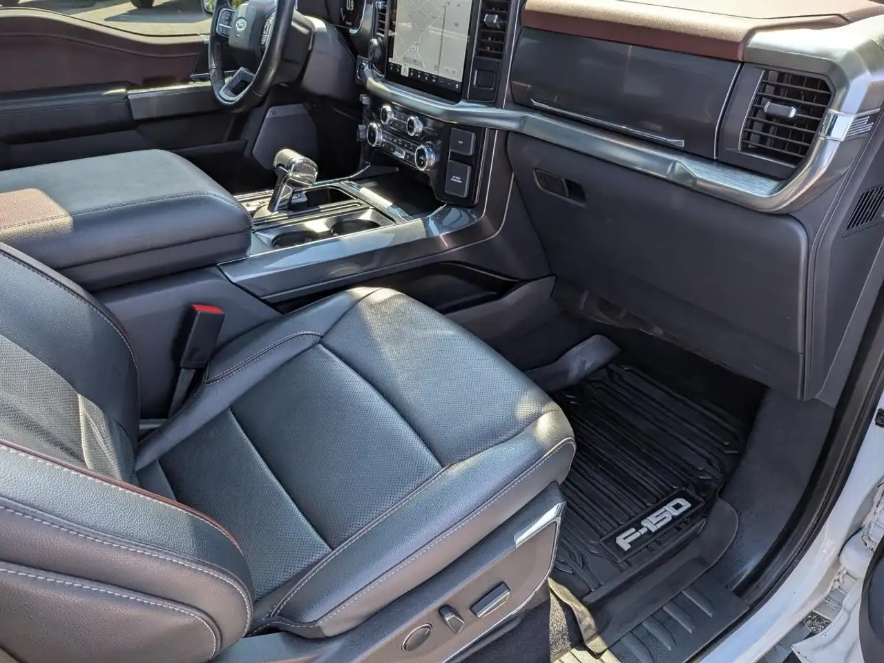 Ford F-150 - Image 22