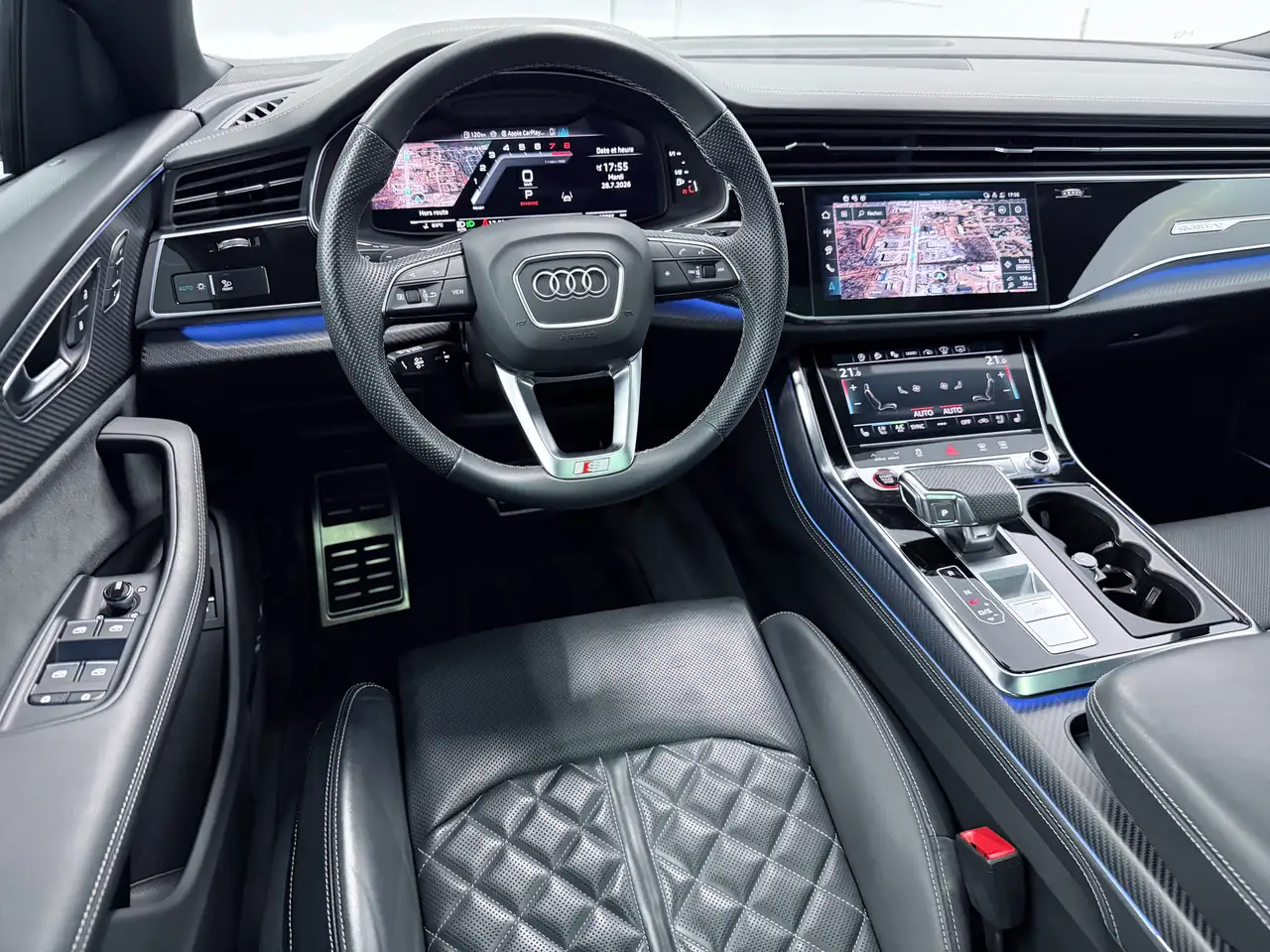 Audi SQ8 - Image 9