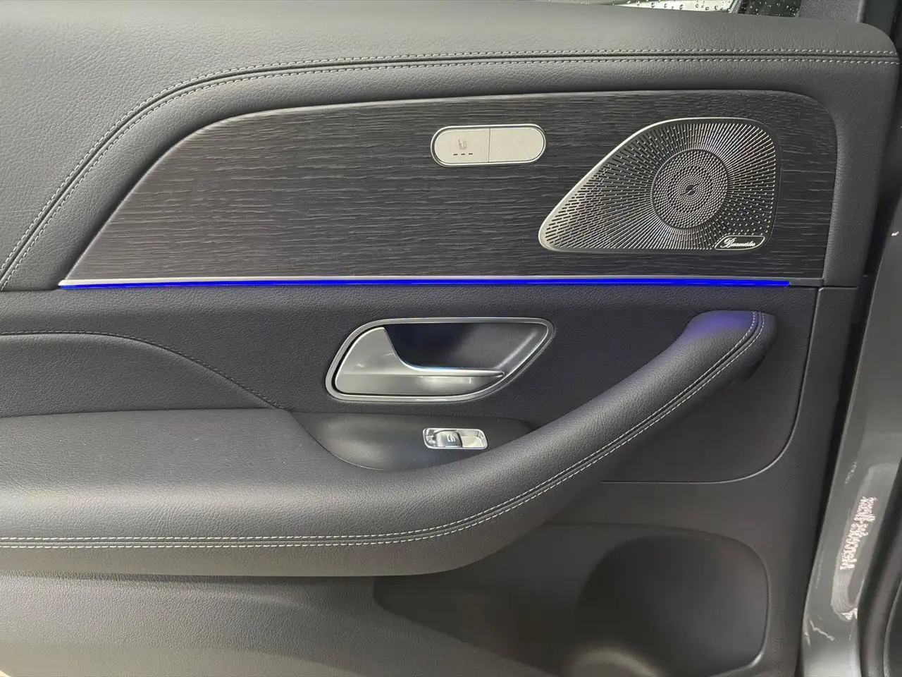 Mercedes-Benz GLE - Image 15