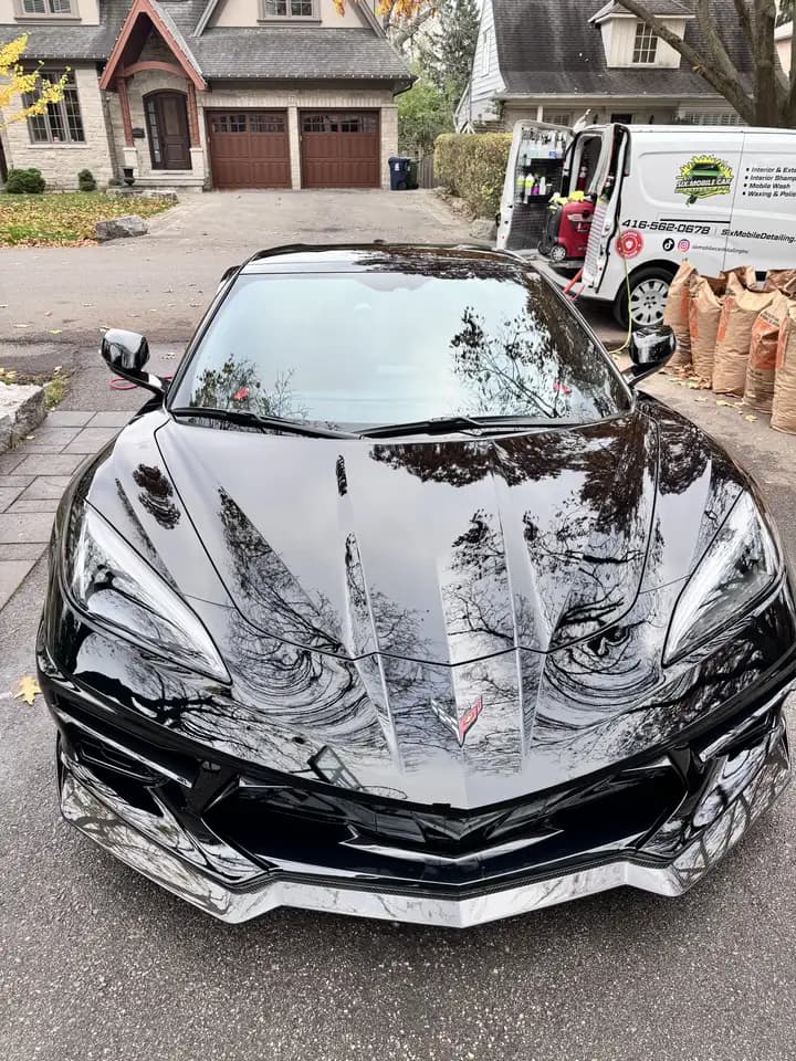 Chevrolet Corvette - Image 7
