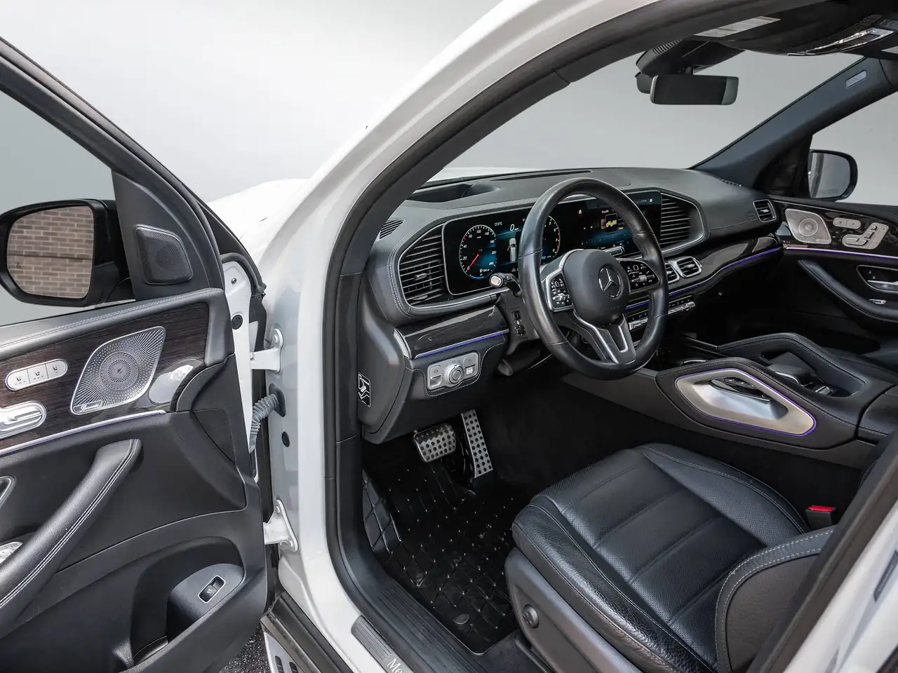 Mercedes-Benz GLS - Image 10