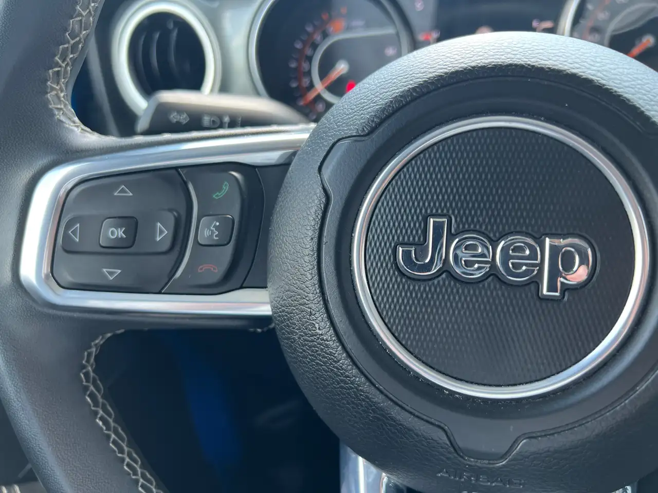 Jeep Wrangler - Image 18
