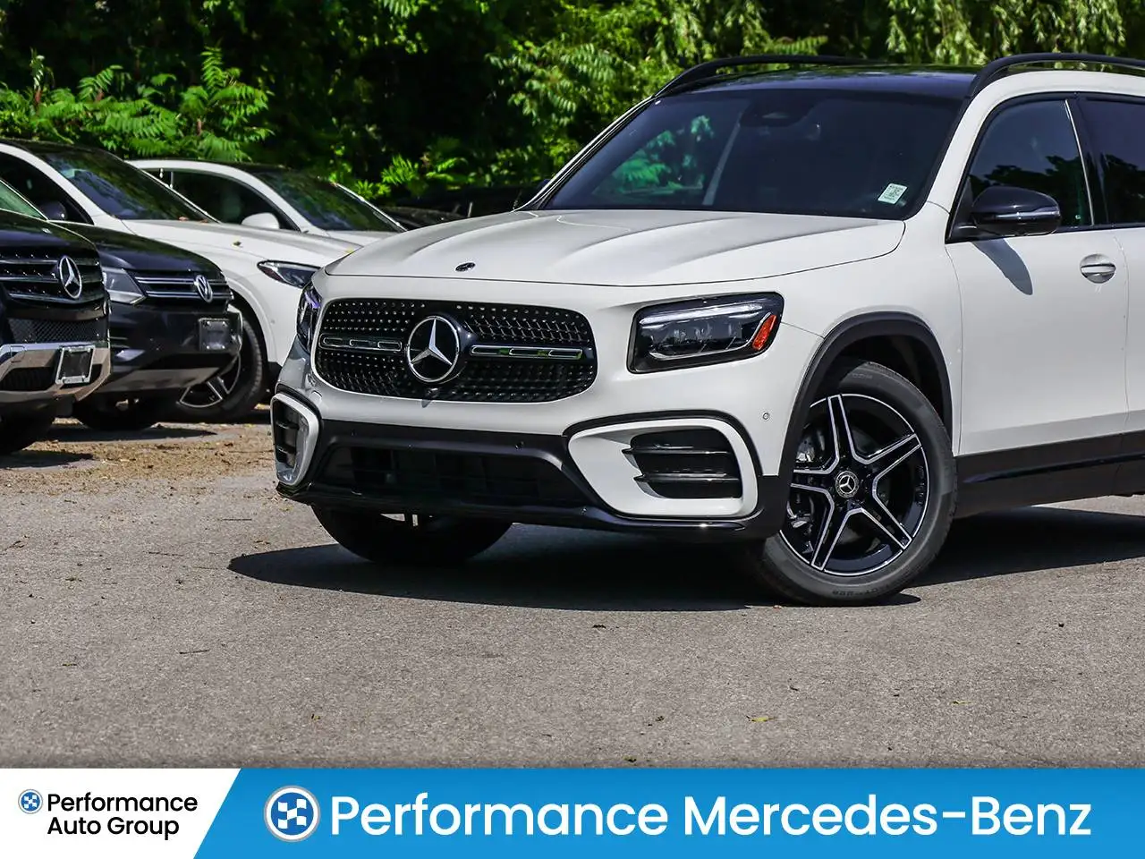 Mercedes-Benz GLB - Image 10