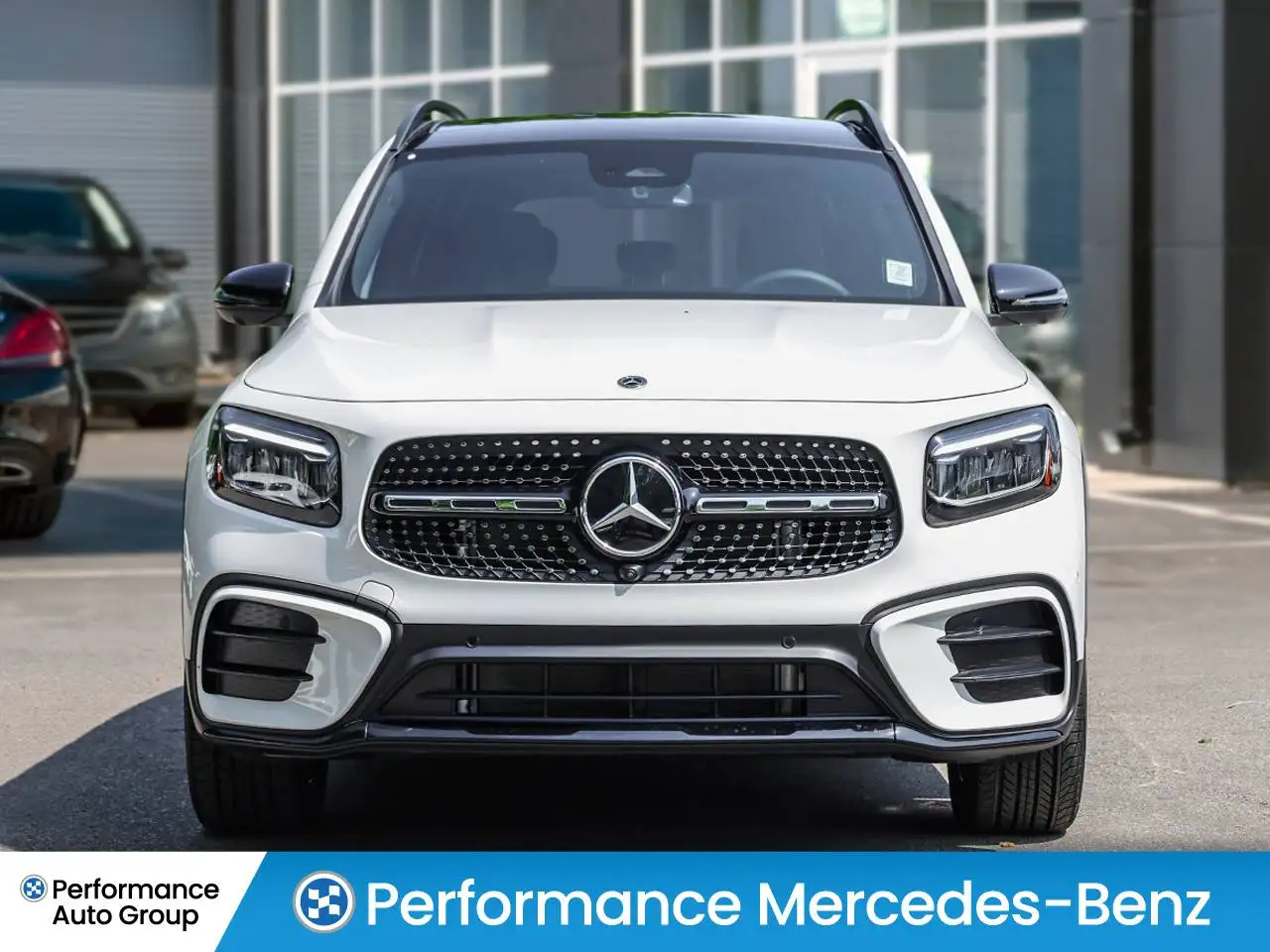 Mercedes-Benz GLB - Image 4