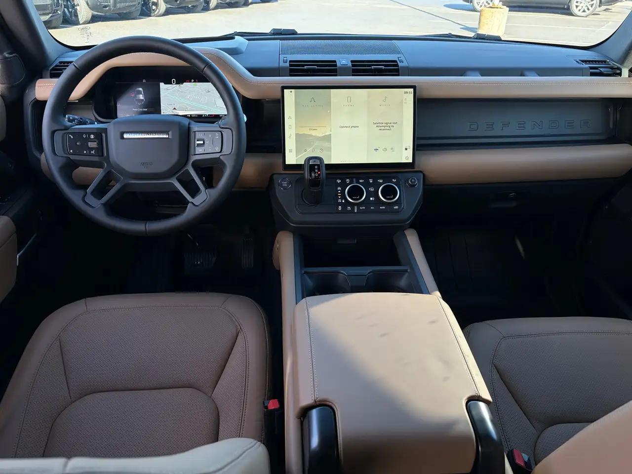 Land Rover Defender - Image 15