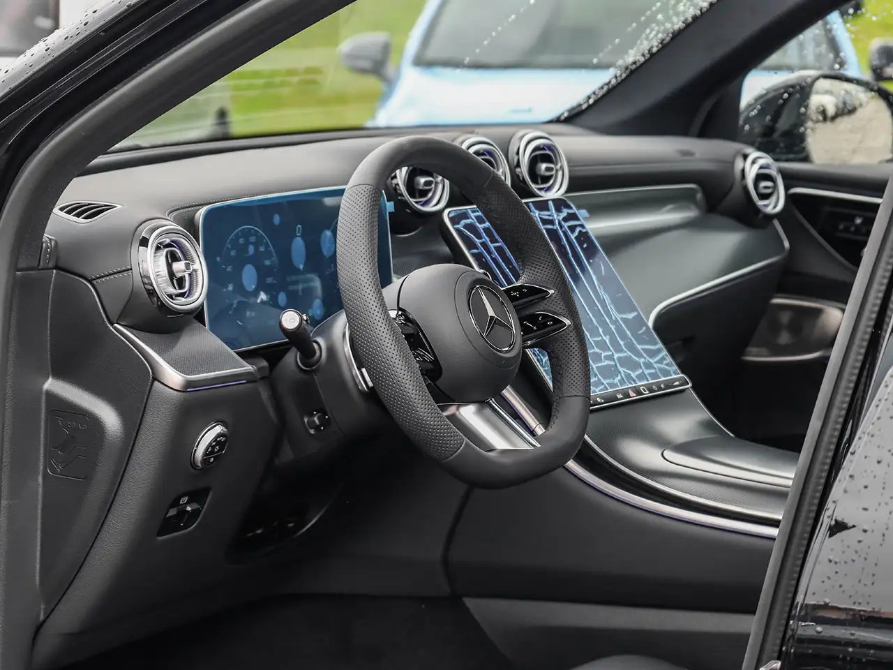 Mercedes-Benz GLC - Image 13