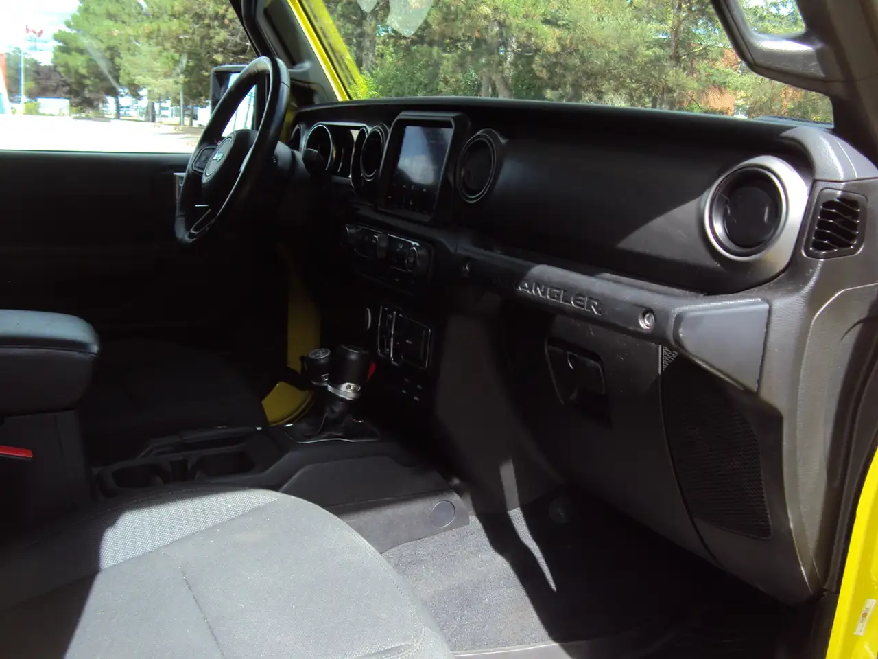 Jeep Wrangler - Image 9