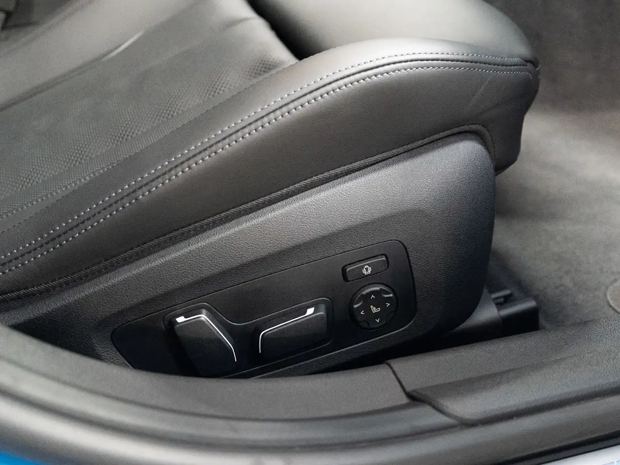 BMW M3 - Image 21