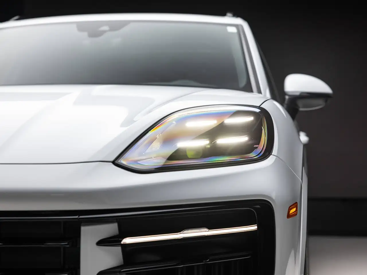Porsche Cayenne - Image 36