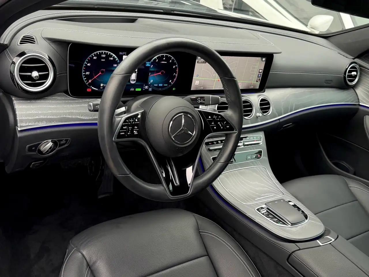 Mercedes-Benz E-Class - Image 24