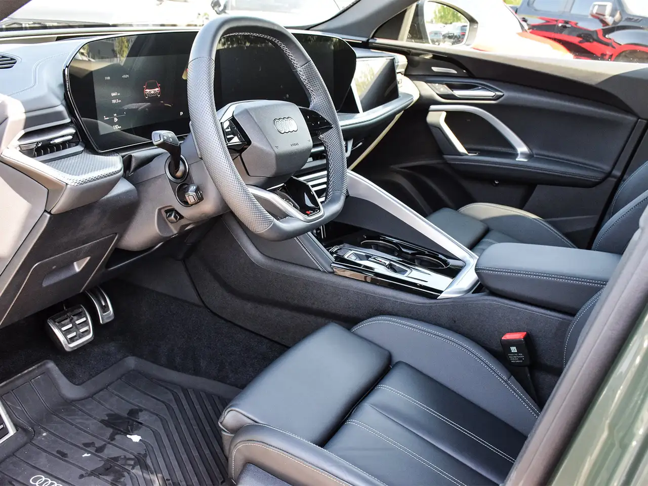 Audi Q5 - Image 12