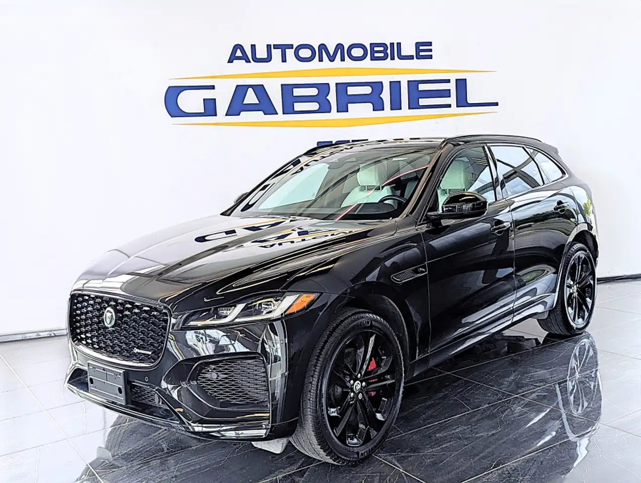 Jaguar F-Pace