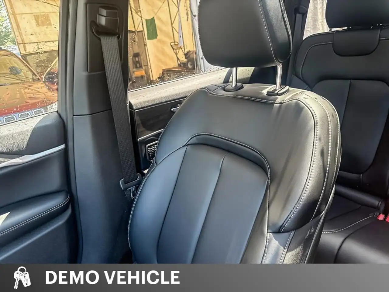 Jeep Grand Cherokee - Image 17