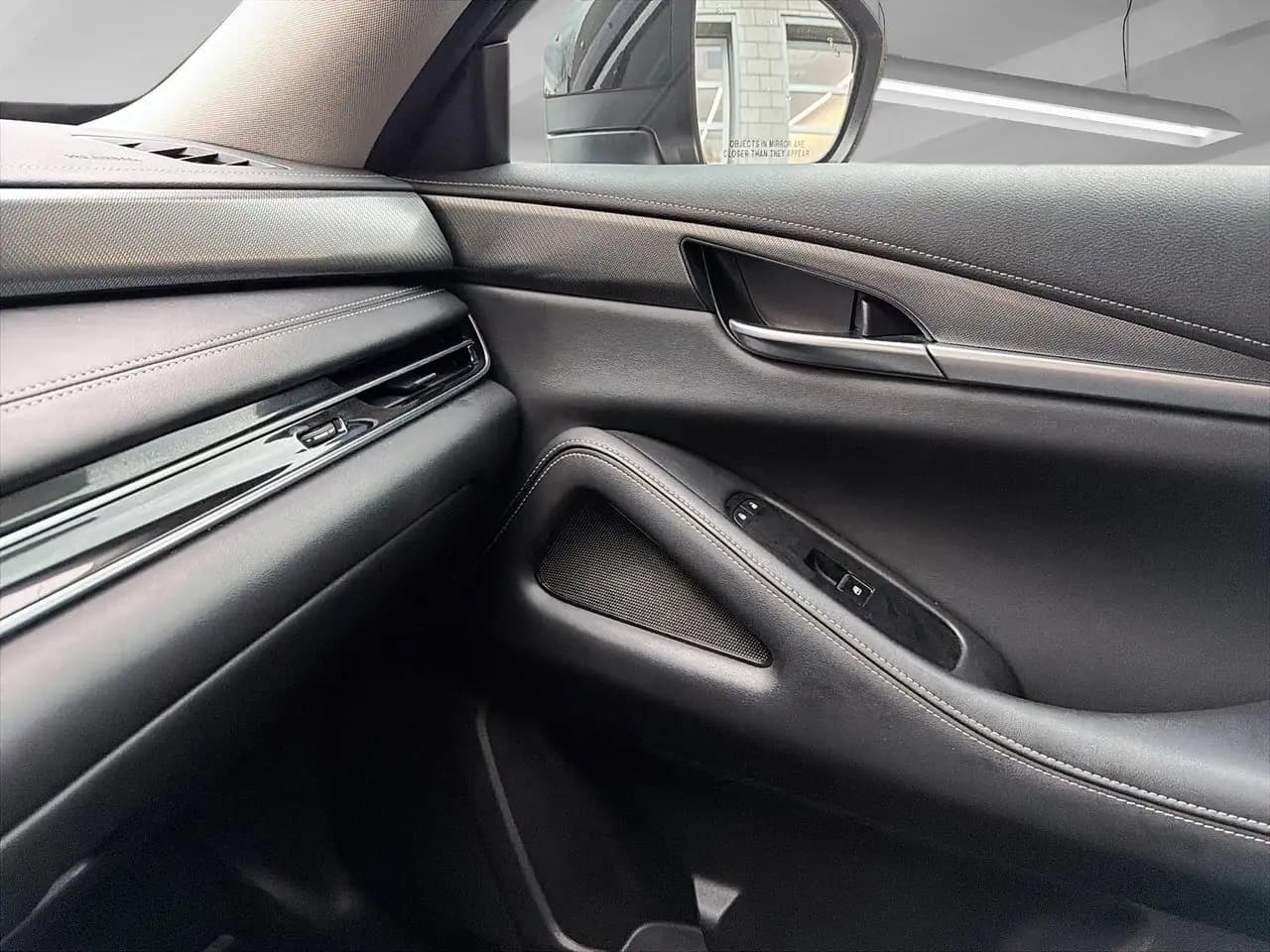 Infiniti QX60 - Image 24