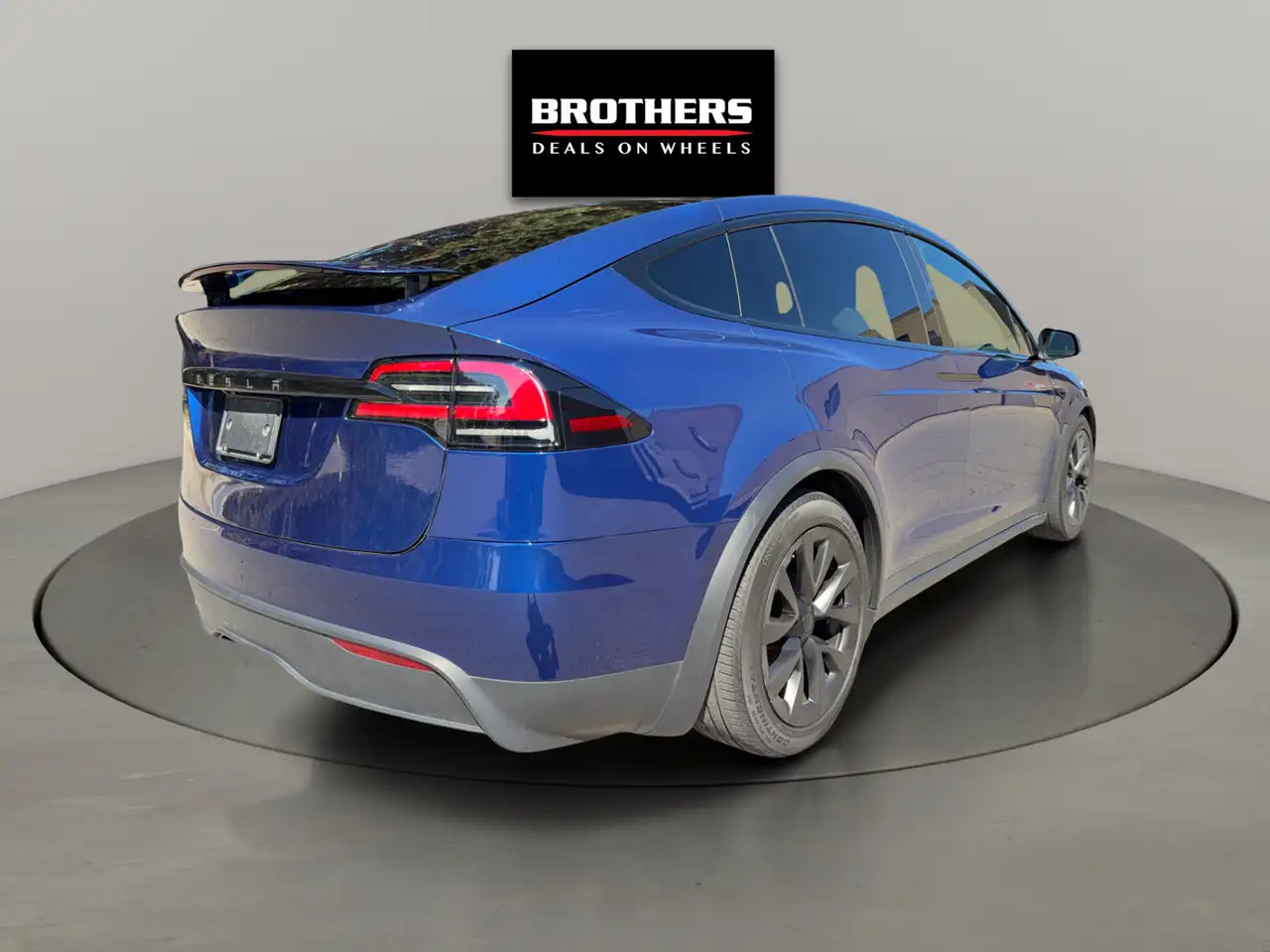 Tesla Model X - Image 7