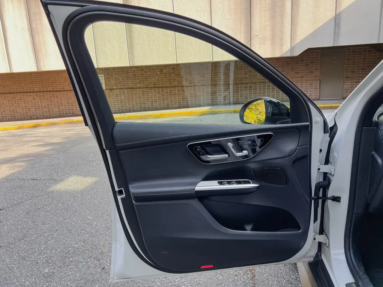 Mercedes-Benz GLC - Image 30