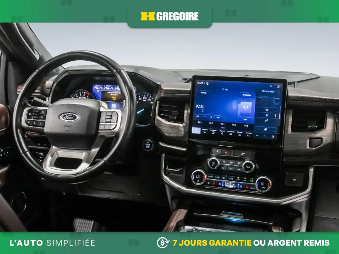 Ford Expedition - Image 21