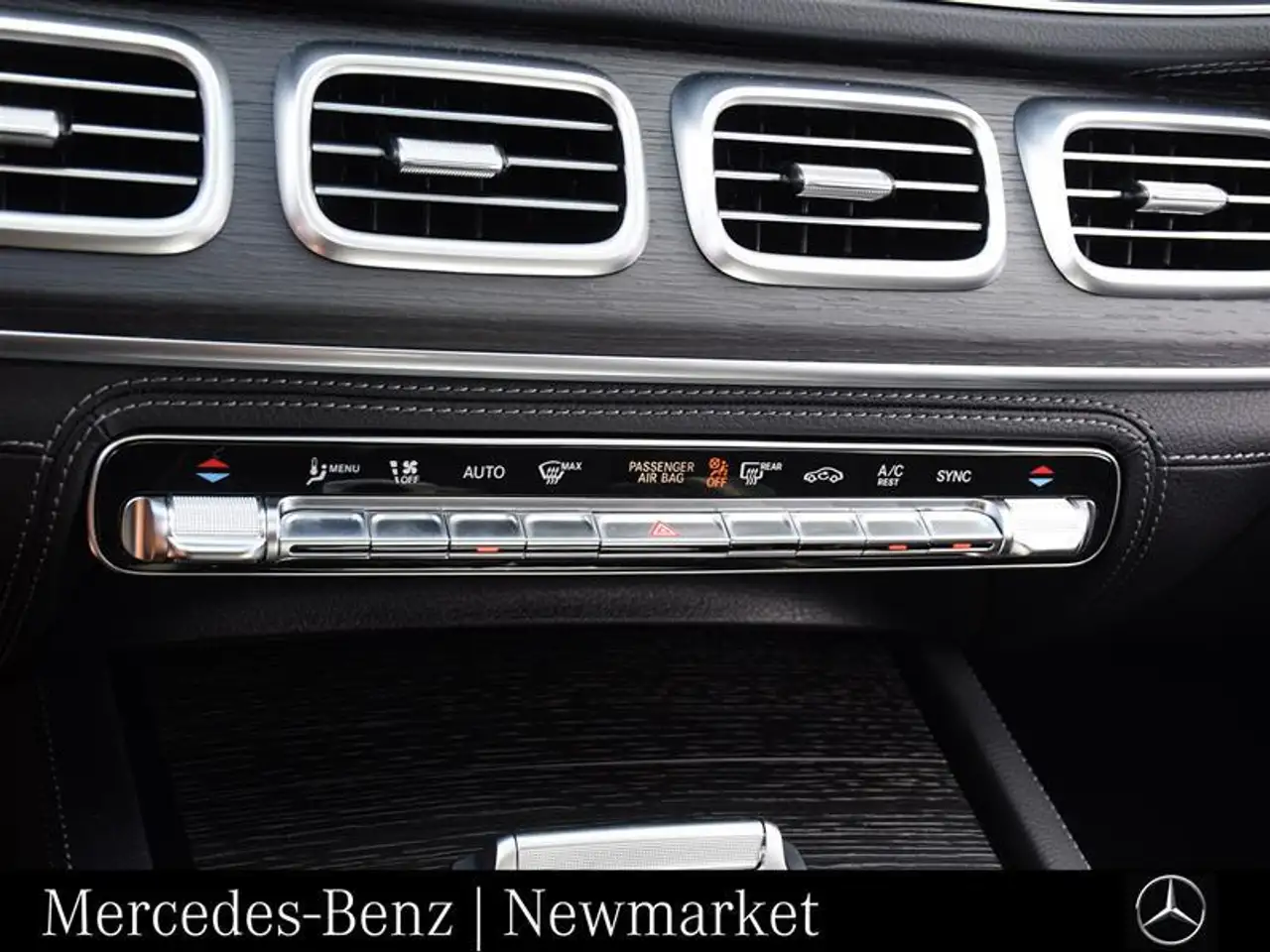 Mercedes-Benz GLE - Image 13