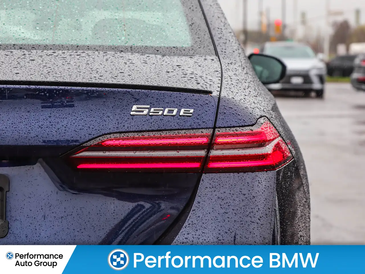 BMW 5 Series - Image 11