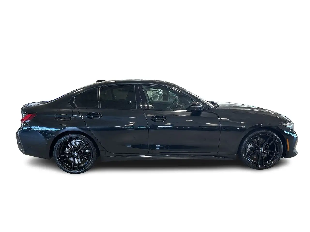 BMW 3 Series - Image 16