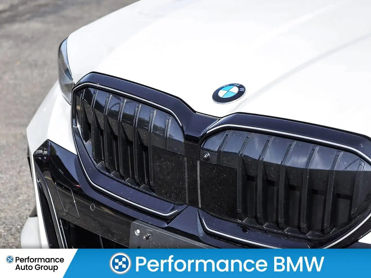 BMW 5 Series - Image 12