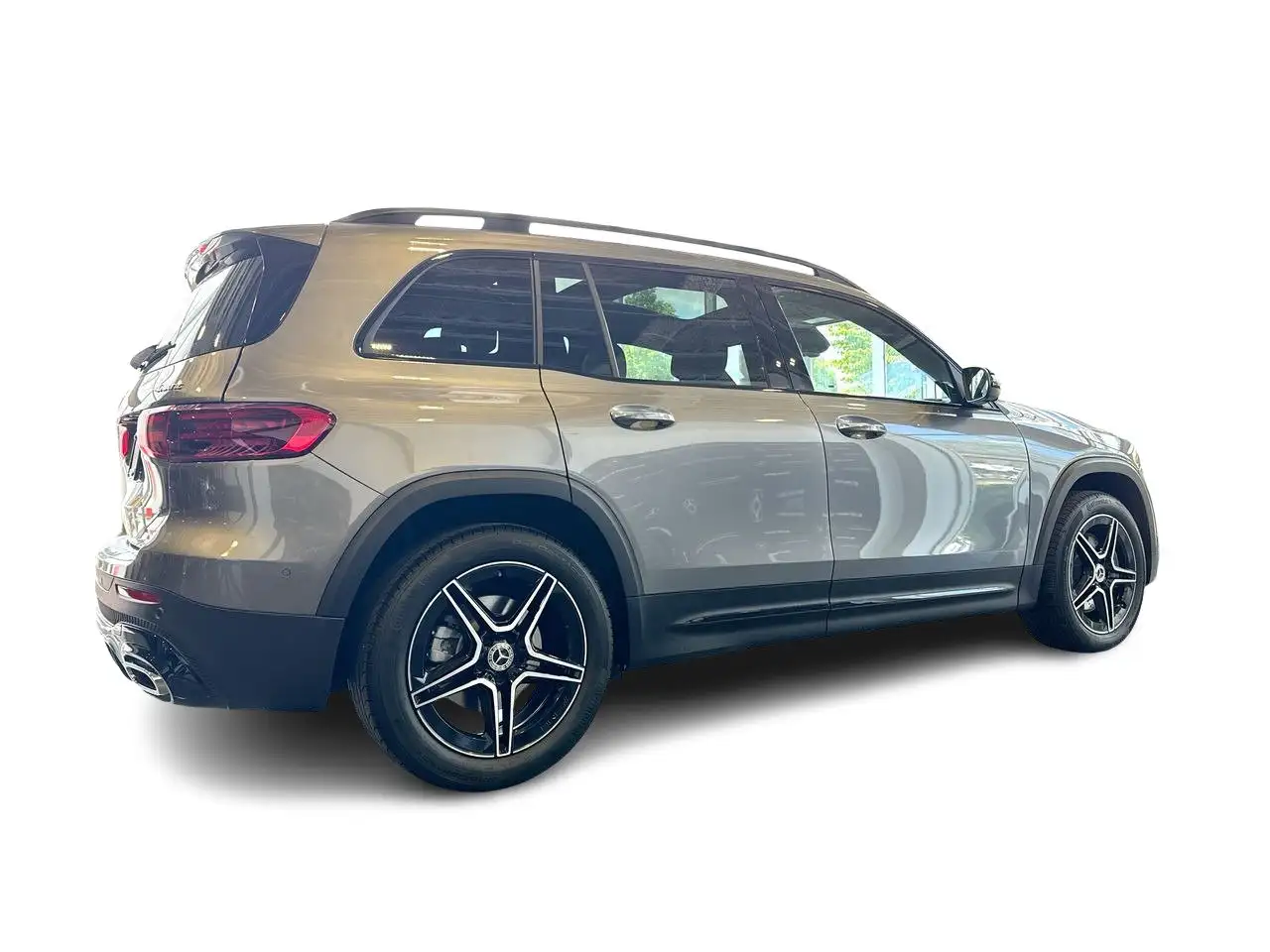 Mercedes-Benz GLB - Image 11
