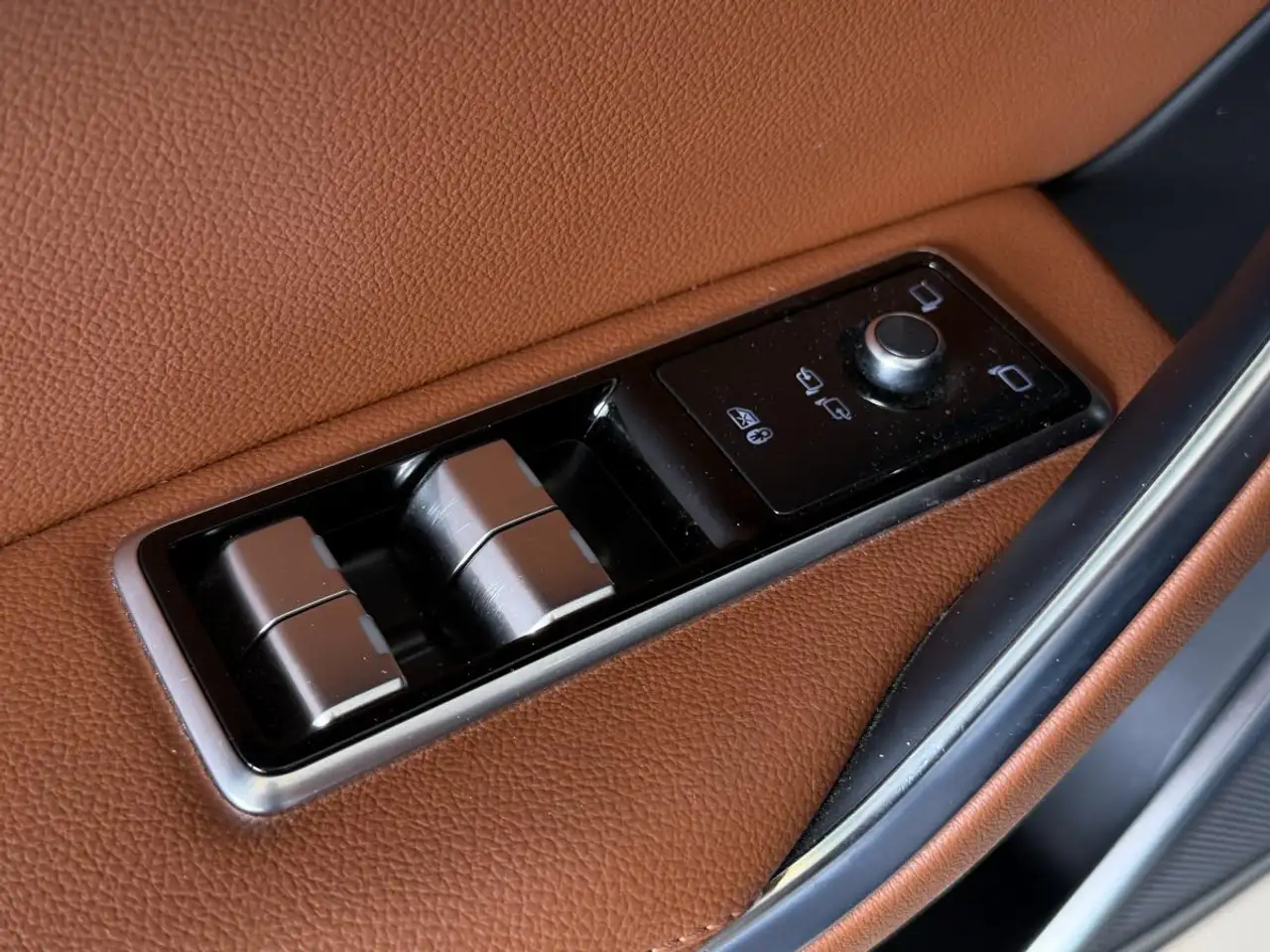 Jaguar F-Pace - Image 7