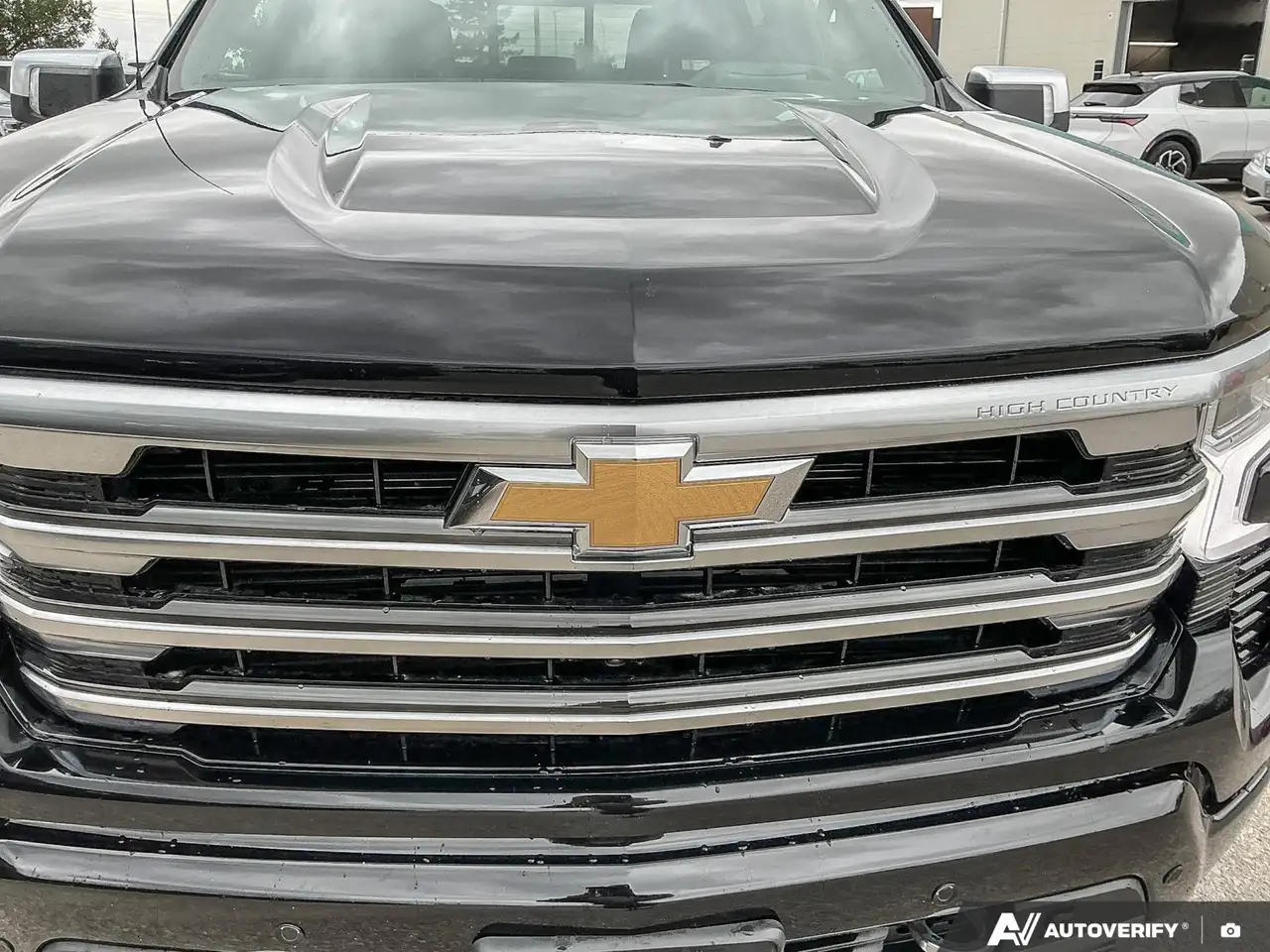 Chevrolet Silverado 1500 - Image 10