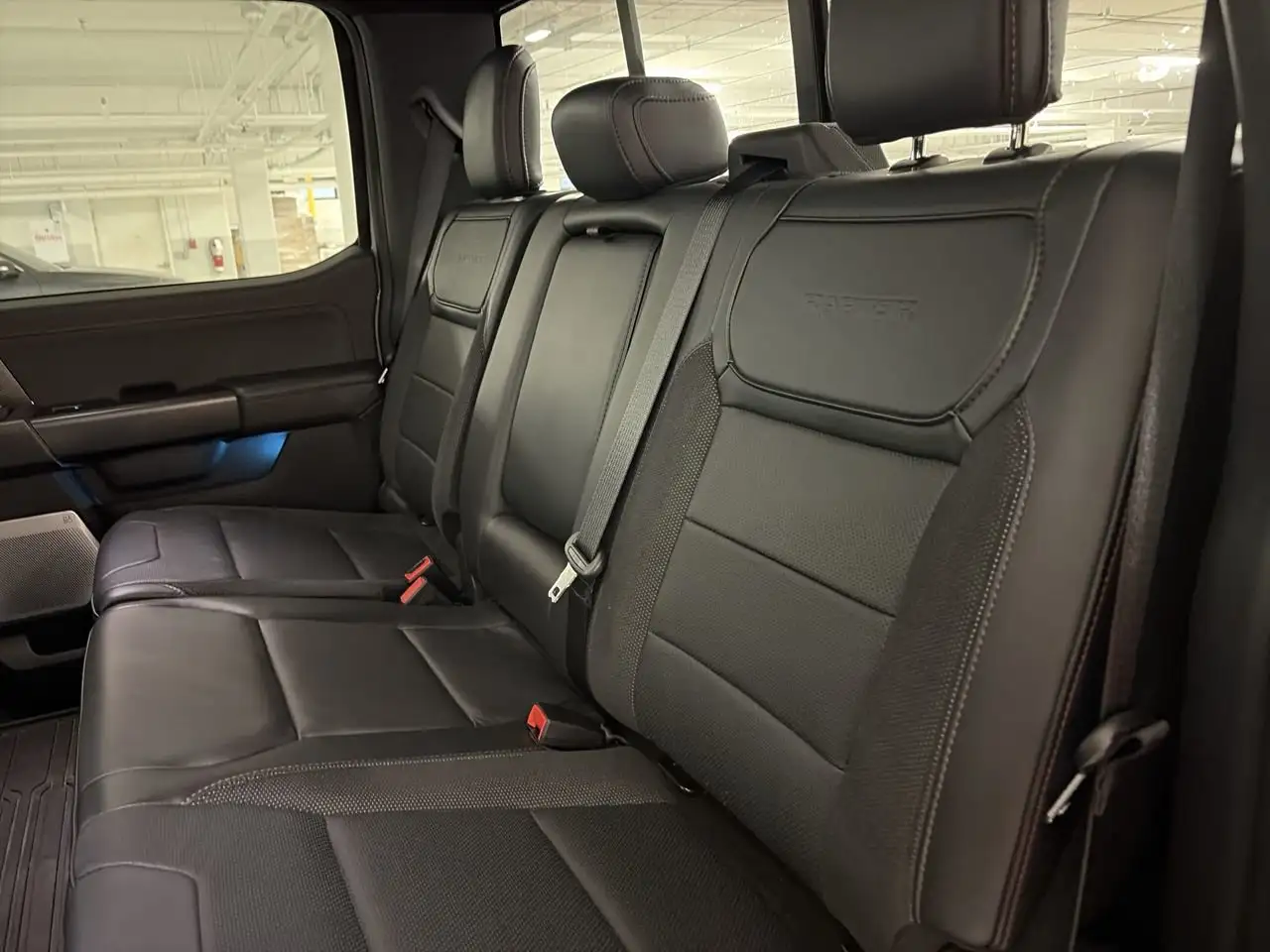 Ford F-150 - Image 31